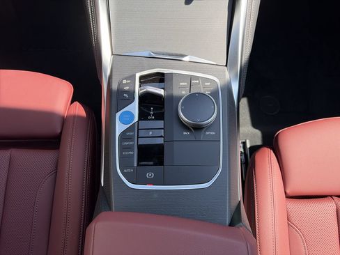 Used 2026 BMW i4 eDrive40 w/ M Sport Package RWD image 27