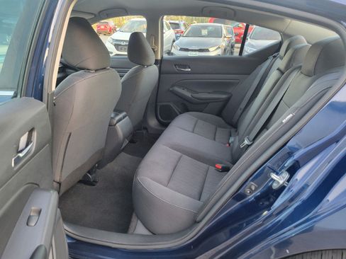 Used 2022 Nissan Altima 2.5 S FWD image 19