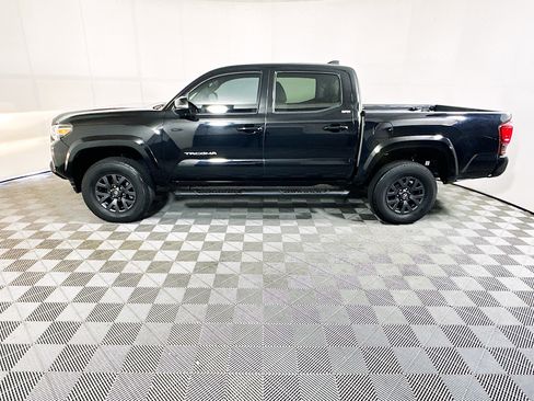 Used 2023 Toyota Tacoma SR5 w/ Technology Package RWD image 6