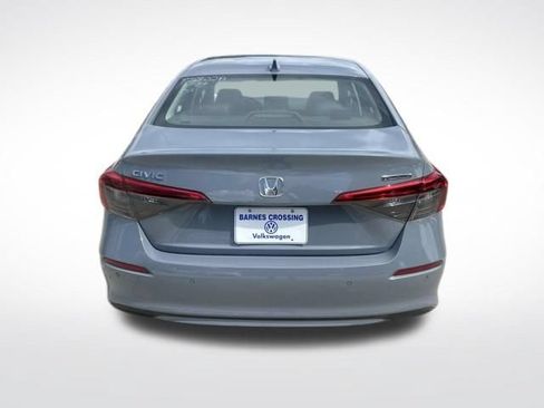 Used 2024 Honda Civic Touring image 4