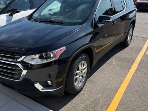Used 2019 Chevrolet Traverse LT AWD/4WD image 1