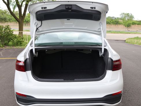 Used 2025 Volkswagen Jetta S FWD image 5