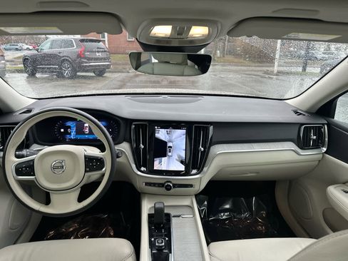 Used 2024 Volvo V60 B5 Cross Country Plus w/ Protection Package Premier image 22