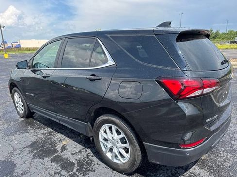Used 2023 Chevrolet Equinox LT w/ Driver Convenience Package AWD/4WD image 6