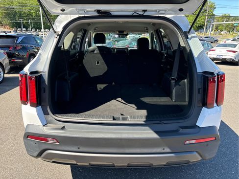 Used 2021 Kia Sorento S AWD/4WD image 25