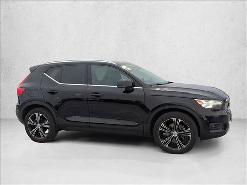 Used 2020 Volvo XC40 T5 Inscription w/ Protection Package Premier image 4