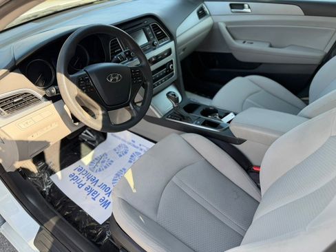 Used 2015 Hyundai Sonata SE w/ Option Group 09 image 15
