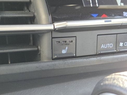 Used 2021 Toyota Sienna XSE image 14