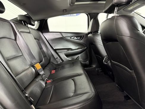 Used 2018 Chevrolet Malibu Premier w/ Premier Sun and Wheel Package image 20