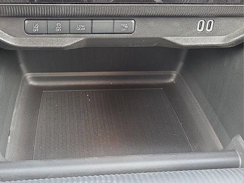 New 2026 Jeep Cherokee Limited image 17