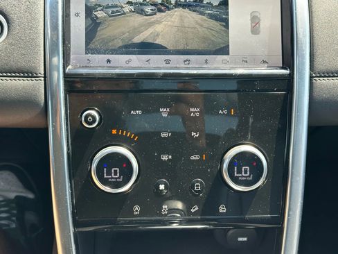 Used 2020 Land Rover Discovery Sport S image 40