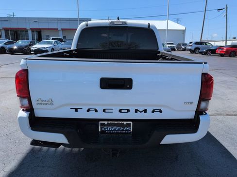 Used 2023 Toyota Tacoma SR image 4