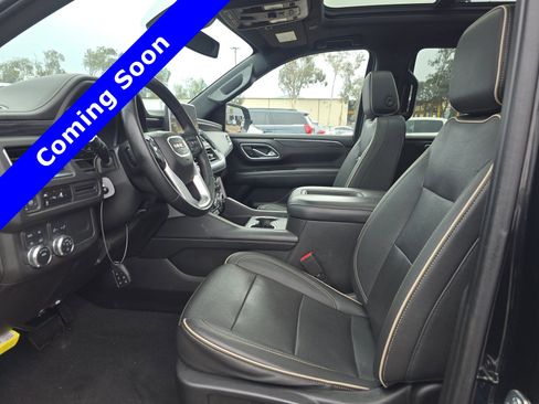 Used 2023 GMC Yukon SLT image 8