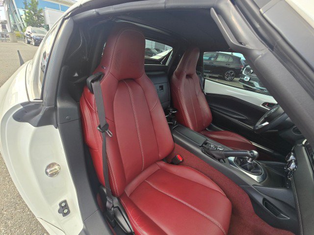 Used 2020 MAZDA MX-5 Miata RF 100th Anniversary RWD image 13