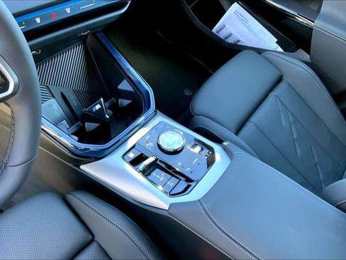 New 2026 BMW X3 xDrive30 w/ Premium Package image 7