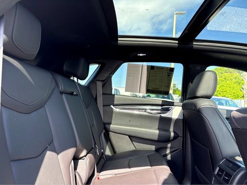 Used 2024 Cadillac XT5 Premium Luxury FWD image 13