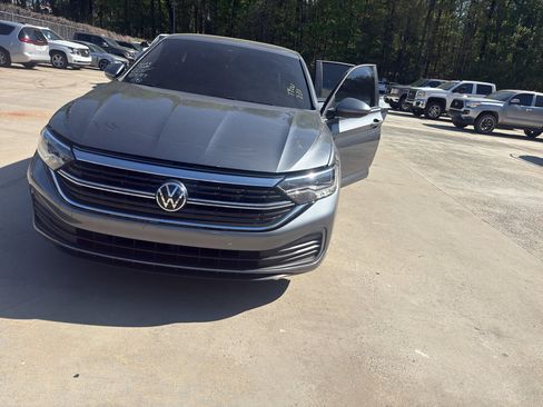 Used 2024 Volkswagen Jetta S image 1