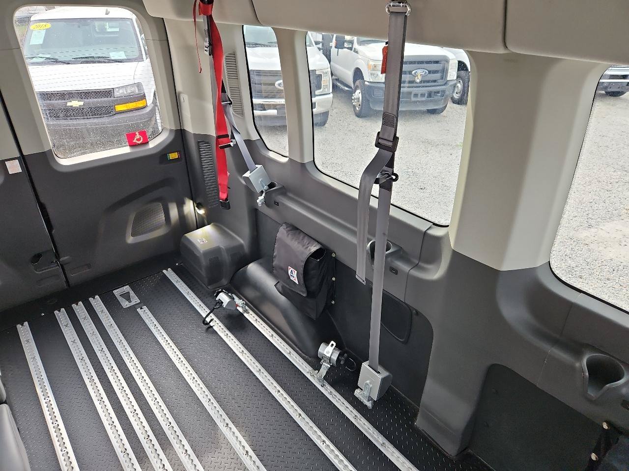 Used 2020 Ford Transit 350 XL RWD image 35