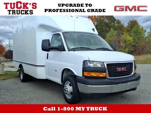 Certified 2023 GMC Savana 3500 w/ Power Convenience Package image 1