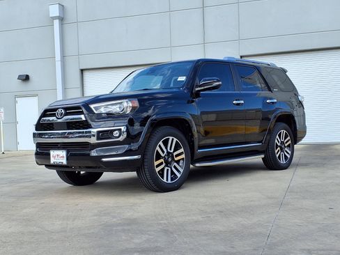 Used 2022 Toyota 4Runner Limited RWD image 1