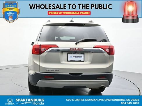 Used 2017 GMC Acadia SLE image 6