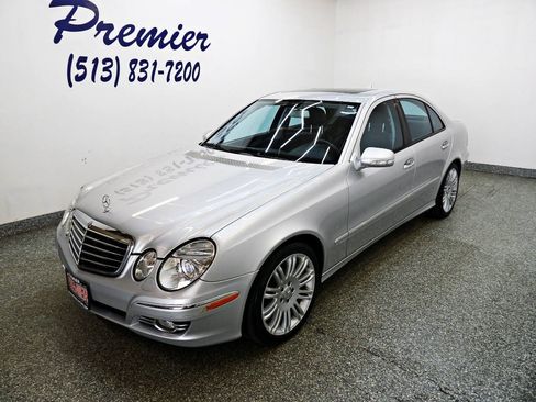 Used 2007 Mercedes-Benz E 350 4MATIC Sedan image 1