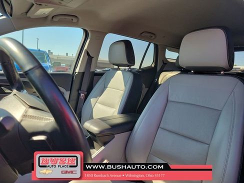 Used 2024 GMC Terrain SLT FWD image 18