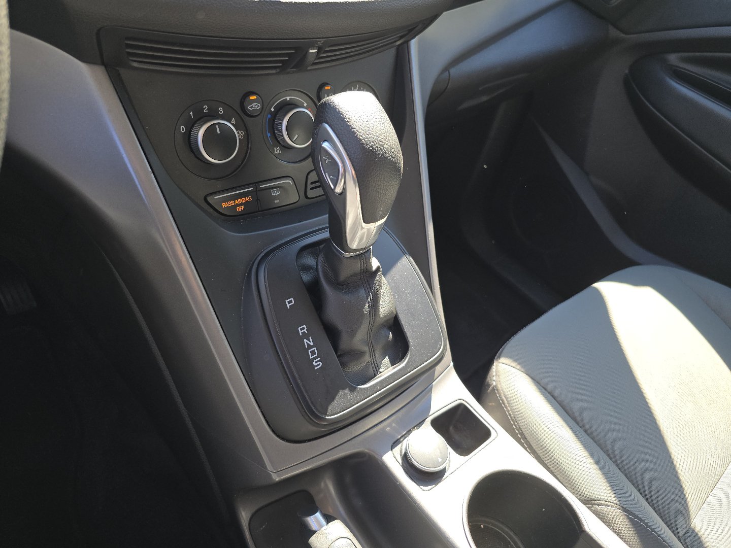 Used 2016 Ford Escape SE AWD/4WD image 24