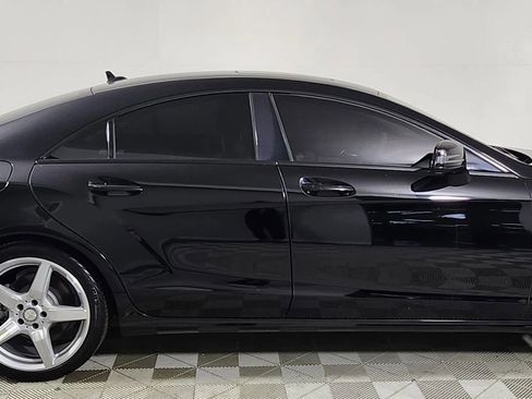 Used 2014 Mercedes-Benz CLS 550 w/ Premium 1 Package image 8