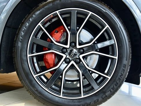 Used 2024 Audi SQ5 Premium Plus w/ S Sport Package AWD/4WD image 10