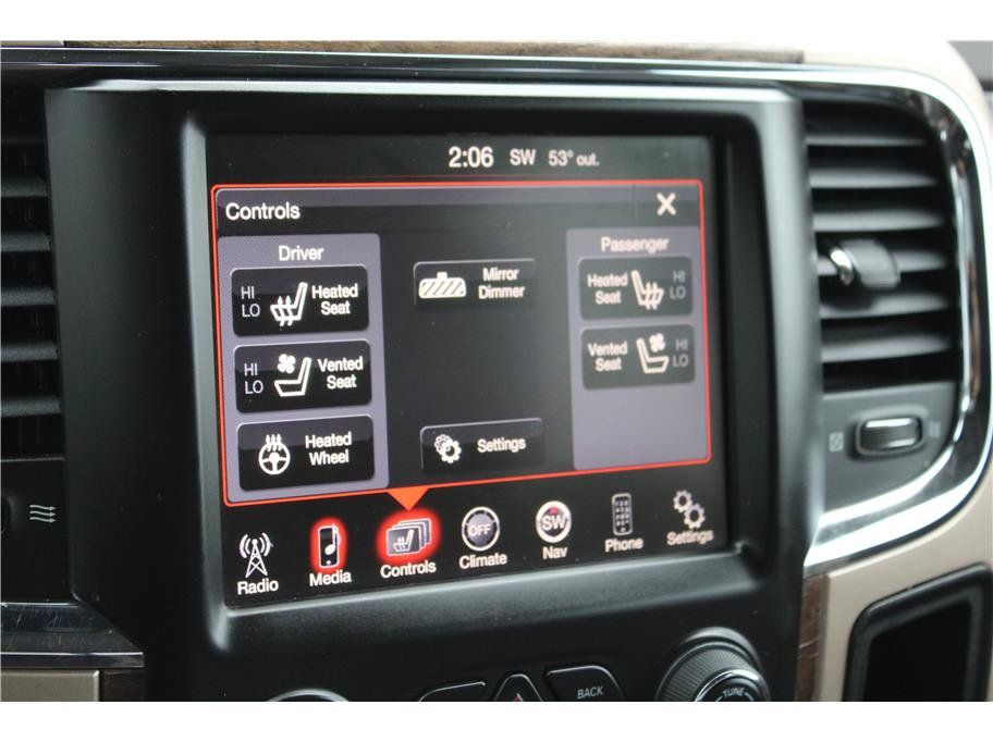 Used 2015 RAM 1500 Laramie Longhorn w/ Convenience Group AWD/4WD image 26