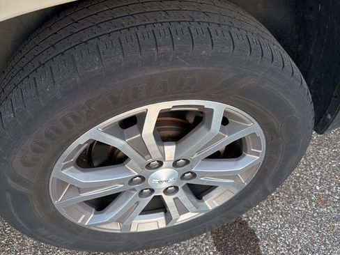 Used 2013 GMC Acadia SLT image 14