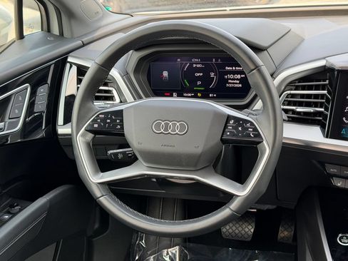 Certified 2023 Audi Q4 e-tron Premium Plus w/ Premium Plus RWD image 23