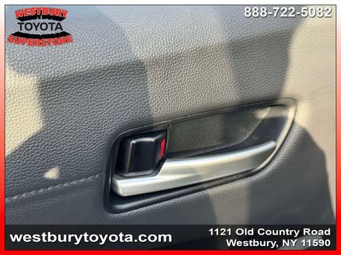 Used 2025 Toyota Corolla Cross AWD Hybrid w/ Convenience Package image 16