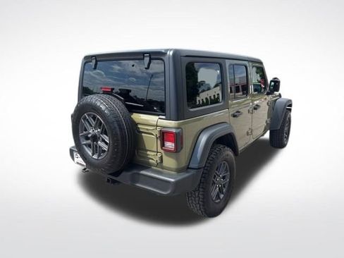 Used 2025 Jeep Wrangler Unlimited Sport AWD/4WD image 5