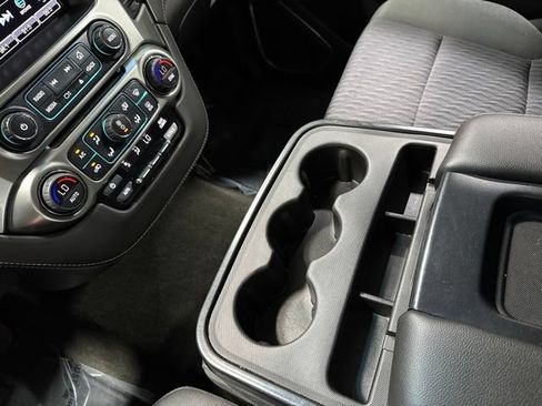 Used 2018 Chevrolet Tahoe LS w/ Skid Plate Package AWD/4WD image 19