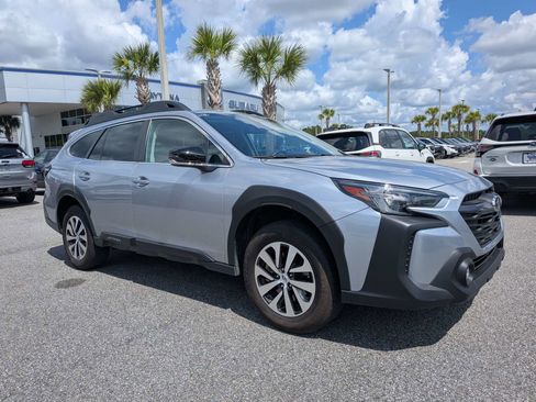 Certified 2024 Subaru Outback Premium AWD/4WD image 2