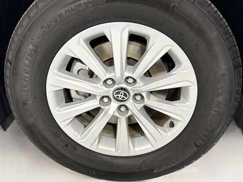 Used 2026 Toyota Grand Highlander FWD image 31