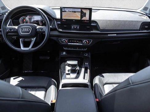 Used 2023 Audi Q5 2.0T Premium Plus w/ Premium Plus Package AWD/4WD image 21