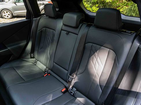 Used 2025 BMW X3 xDrive30i w/ Premium Package image 21