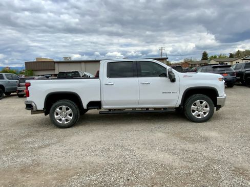 Used 2020 Chevrolet Silverado 2500 LTZ w/ LTZ Plus Package AWD/4WD image 6