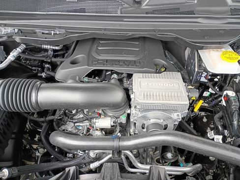 New 2026 RAM 1500 Big Horn w/ Night Edition AWD/4WD image 21
