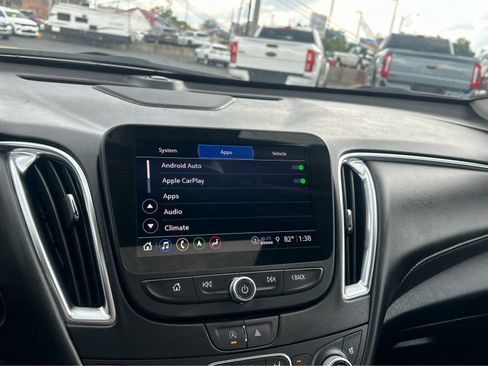 Used 2024 Chevrolet Malibu LT image 31