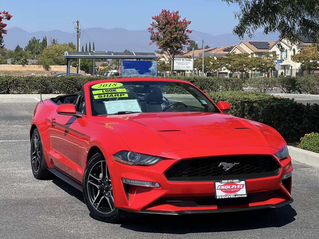 Used 2018 Ford Mustang Premium RWD image 1