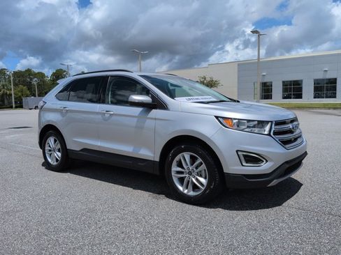 Used 2016 Ford Edge SEL FWD image 3