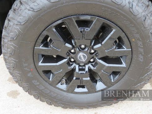 Used 2022 Nissan Frontier SV image 14