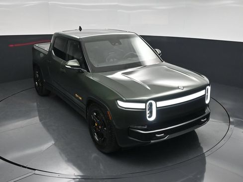 Used 2022 Rivian R1T Adventure AWD/4WD image 38