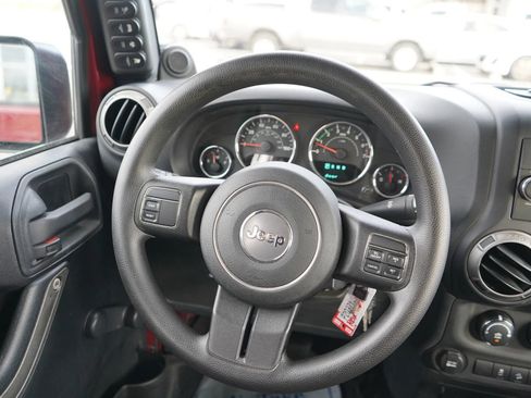 Used 2012 Jeep Wrangler Unlimited Sport AWD/4WD image 14