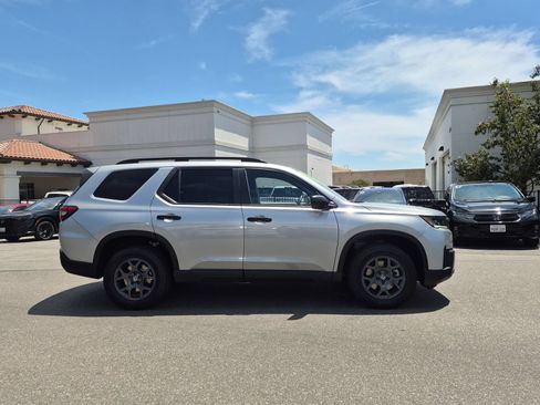 New 2026 Honda Pilot TrailSport image 12