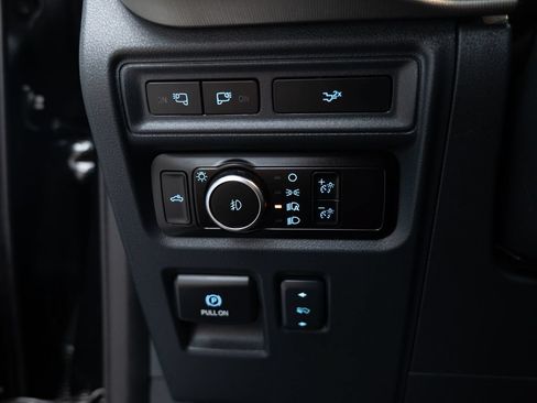 Used 2024 Ford F150 Lariat AWD/4WD image 42
